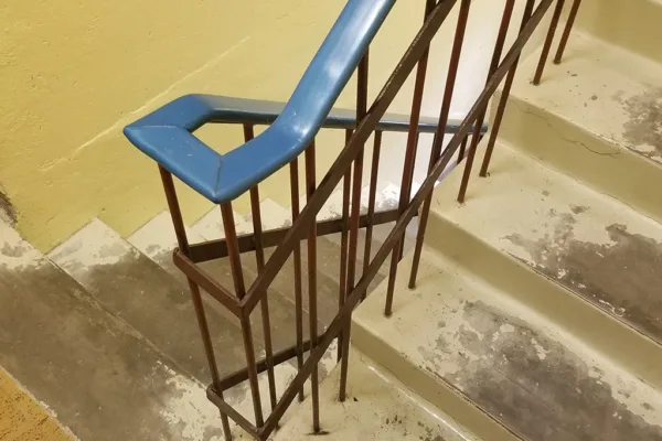 escalier-fer_0000s_0001_20220607_120453